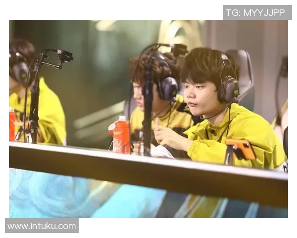 王者荣耀热议：WE战队心理素质引发的讨论与反思