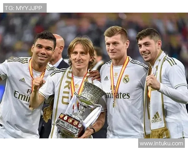 皇马10欧冠：十冠荣耀的伟大征程