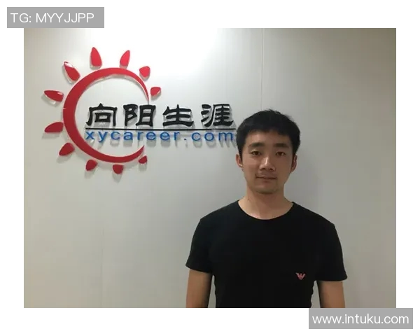 李磊畅谈和平精英职业生涯的成长与挑战分享